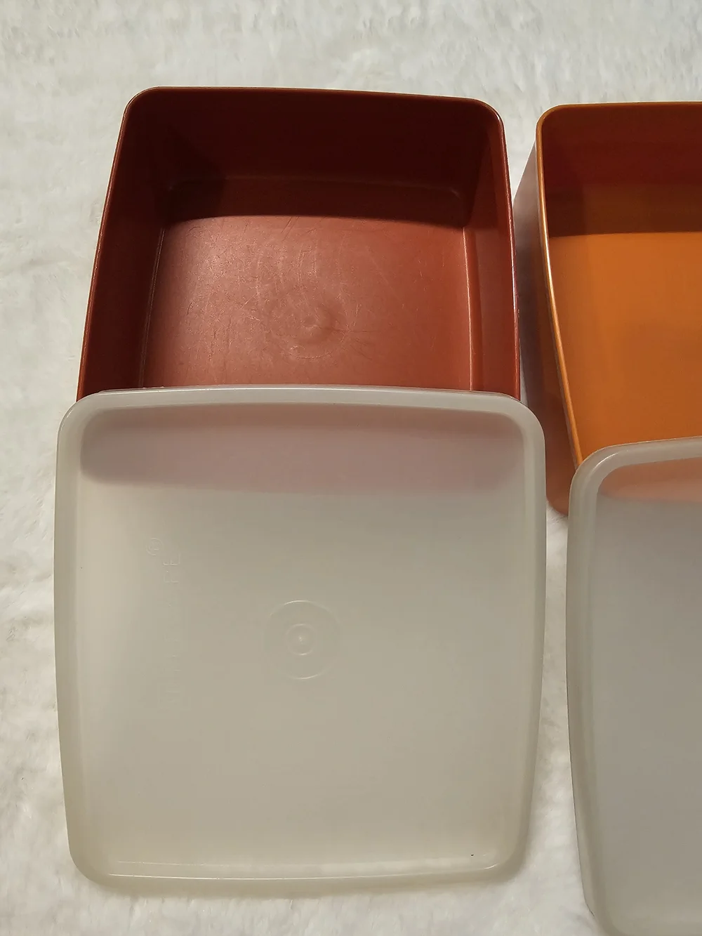 Tupperware Food Storage Containers Set   2 Sandwich Size Bowls And 2 Cup Bowl